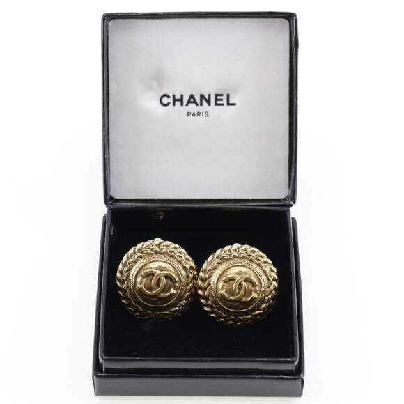 Chanel Cc Logo Clip-On Earrings Metal #207254C94B